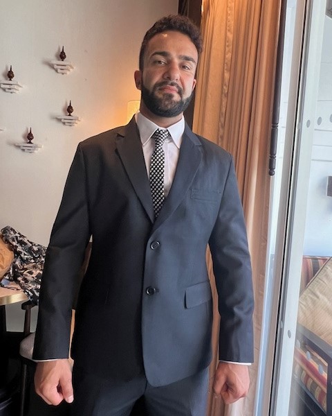 Single breast suit from Custom Tailor based in Khaolak,Thailand